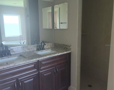 13744 Se 40th Terrace - Photo Thumbnail 15