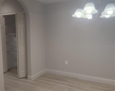 13744 Se 40th Terrace - Photo Thumbnail 4