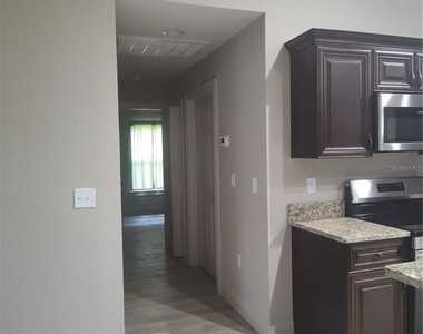13744 Se 40th Terrace - Photo Thumbnail 10
