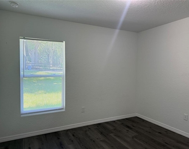2210 Se 68th Street - Photo Thumbnail 6