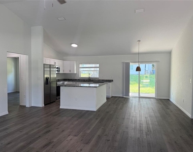2210 Se 68th Street - Photo Thumbnail 1