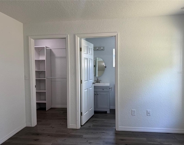 2210 Se 68th Street - Photo Thumbnail 7
