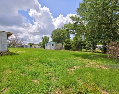 6766 Ne 1st Place - Photo Thumbnail 26