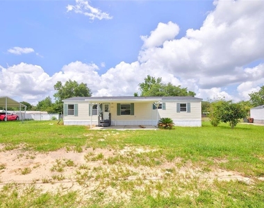 6766 Ne 1st Place - Photo Thumbnail 1