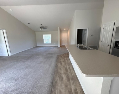15415 Sw 34th Avenue - Photo Thumbnail 4