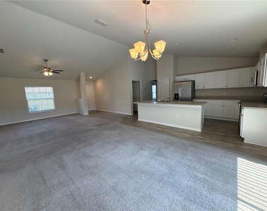 15415 Sw 34th Avenue - Photo Thumbnail 2