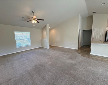 15415 Sw 34th Avenue - Photo Thumbnail 1