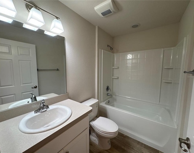 15415 Sw 34th Avenue - Photo Thumbnail 13