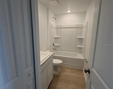 6468 Domizio Drive - Photo Thumbnail 24