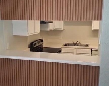 15300 Sw 106th Terrace - Photo Thumbnail 15