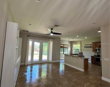 8244 Prestbury Drive - Photo Thumbnail 4