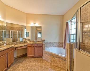 8244 Prestbury Drive - Photo Thumbnail 17