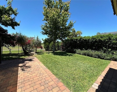 8244 Prestbury Drive - Photo Thumbnail 30