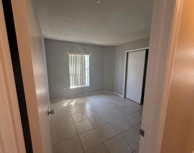 1440 Timberbend Circle - Photo Thumbnail 9