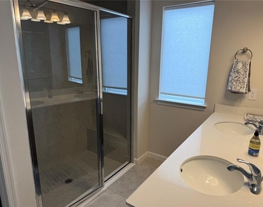 5029 Grand Teton Court - Photo Thumbnail 5