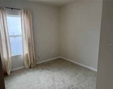 5029 Grand Teton Court - Photo Thumbnail 9