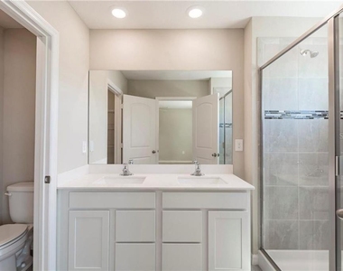 11232 Cay Spruce Way - Photo Thumbnail 8