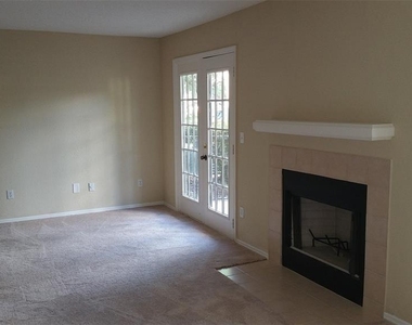 2550 N Alafaya Trail - Photo Thumbnail 2