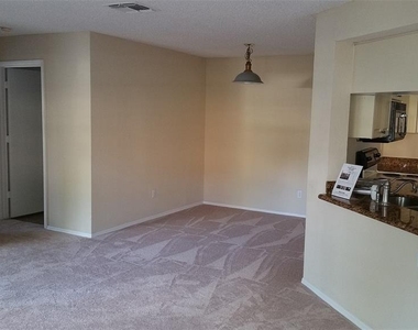 2550 N Alafaya Trail - Photo Thumbnail 3
