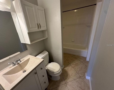 887 Eastbrook Boulevard - Photo Thumbnail 16