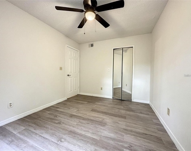 2717 N Poinciana Blvd - Photo Thumbnail 10