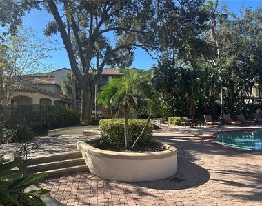 826 Camargo Way - Photo Thumbnail 15