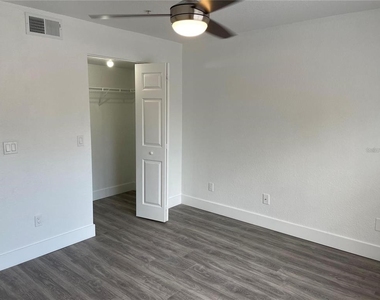 826 Camargo Way - Photo Thumbnail 5