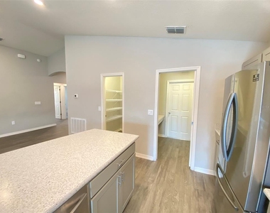 188 Foxtail Loop - Photo Thumbnail 5
