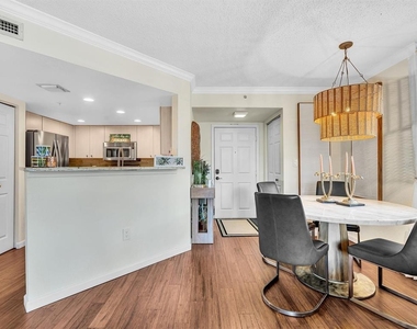 1801 N Flagler Drive - Photo Thumbnail 7