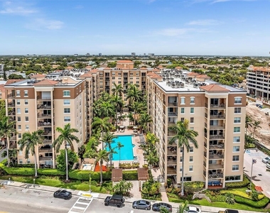 1801 N Flagler Drive - Photo Thumbnail 39
