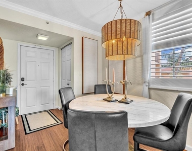 1801 N Flagler Drive - Photo Thumbnail 5