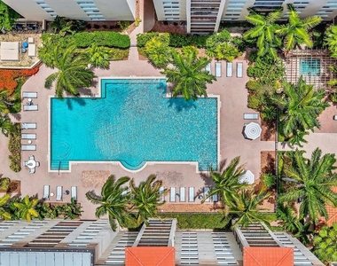 1801 N Flagler Drive - Photo Thumbnail 40
