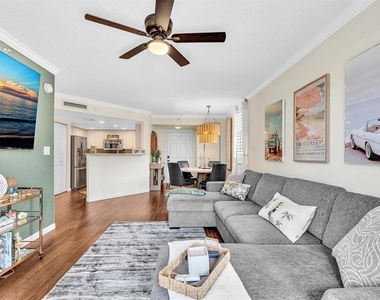 1801 N Flagler Drive - Photo Thumbnail 13