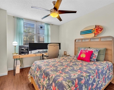 1801 N Flagler Drive - Photo Thumbnail 30
