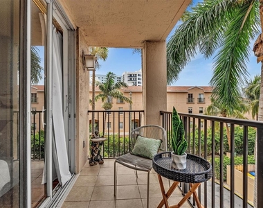 1801 N Flagler Drive - Photo Thumbnail 34