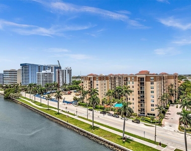 1801 N Flagler Drive - Photo Thumbnail 46