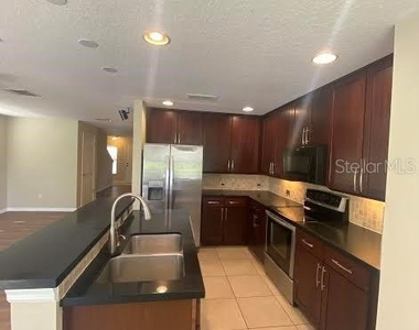 3399 Caruso Place - Photo Thumbnail 6