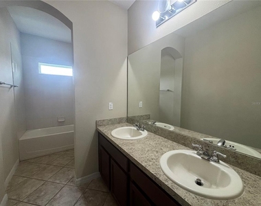 3795 Marietta Way - Photo Thumbnail 17