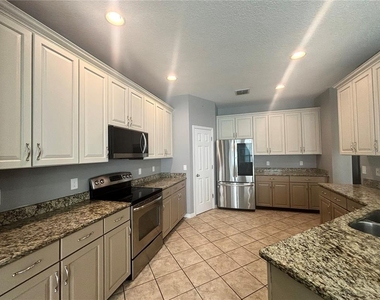 3795 Marietta Way - Photo Thumbnail 6