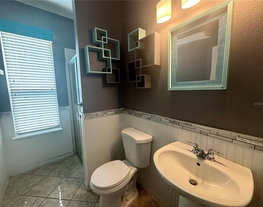 3795 Marietta Way - Photo Thumbnail 2