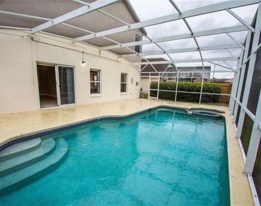 421 Lockbreeze Drive - Photo Thumbnail 30