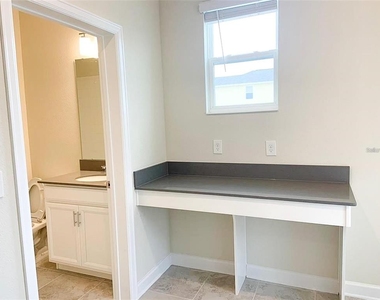 1316 Swift Creek Way - Photo Thumbnail 8