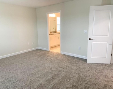 1316 Swift Creek Way - Photo Thumbnail 18
