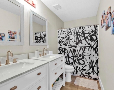 1652 Algonkin Loop - Photo Thumbnail 16
