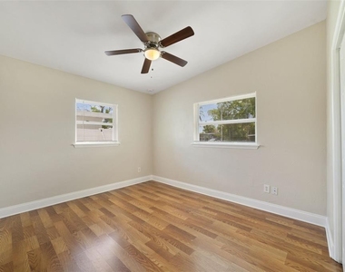 1117 Neuse Avenue - Photo Thumbnail 13