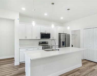 3908 Sw 171st Lane - Photo Thumbnail 12