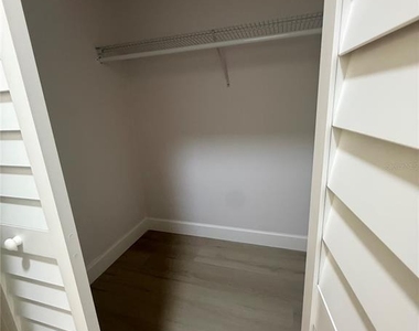 10719 Lazy Lake Drive - Photo Thumbnail 7
