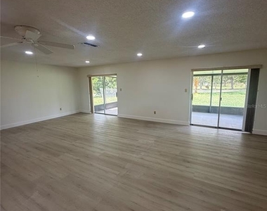 10719 Lazy Lake Drive - Photo Thumbnail 3