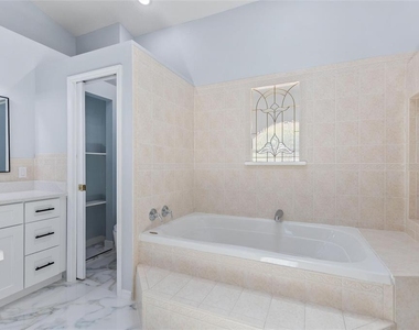 11958 Murray Avenue - Photo Thumbnail 36