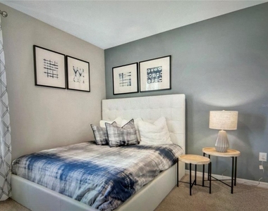 3464 Sandalwood Isle Way - Photo Thumbnail 13